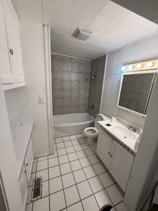 750 Leiberman St - Photo 3 of 9