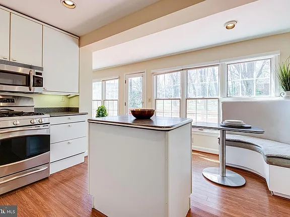 5940 Lowell Ave - Photo 2 of 13