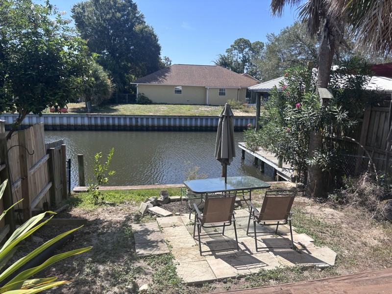 1209 Capri Dr #C - Photo 2 of 14