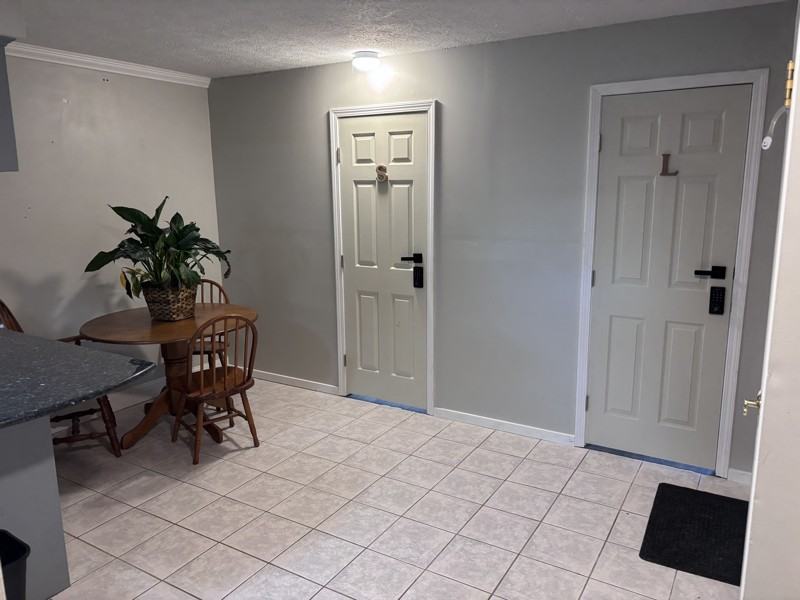 1209 Capri Dr #C - Photo 6 of 15