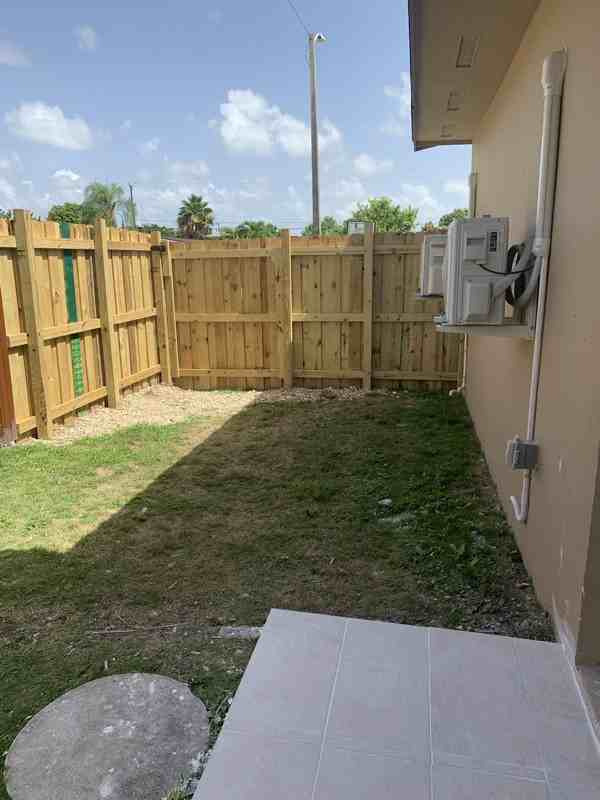 9798 Southwest 158th Street - Photo 2 of 6