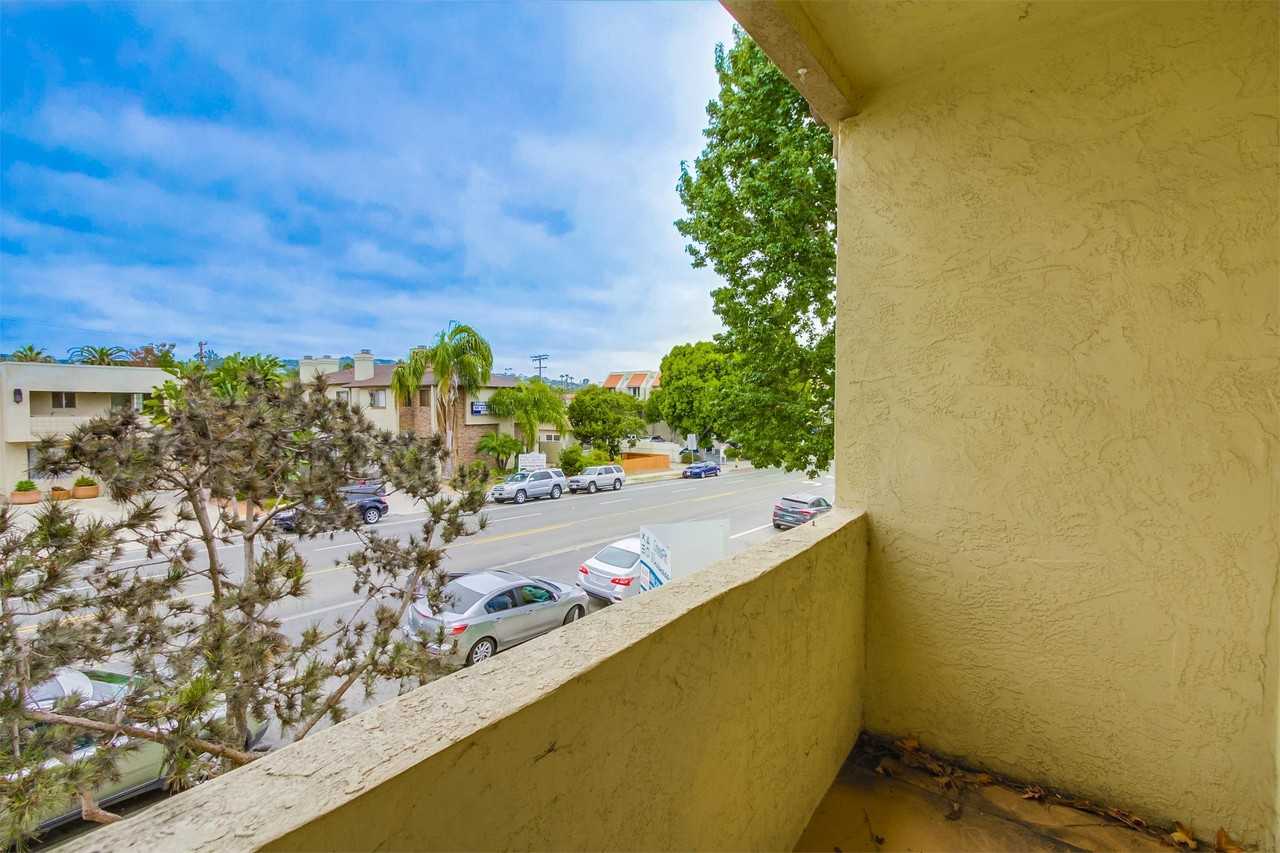 2123 Garnet Avenue - Photo 5 of 26