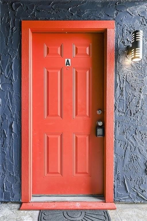 1537 Pine Ridge Dr #A