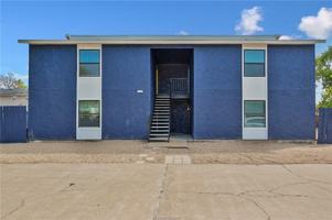 featured image of 1537 Pine Ridge Dr #B