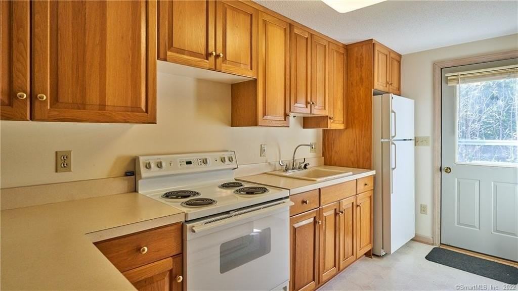 119 Kelseytown Rd - Photo 6 of 19