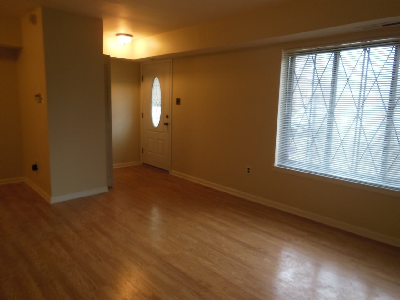 4 Chelsea Cir - Photo 3 of 20