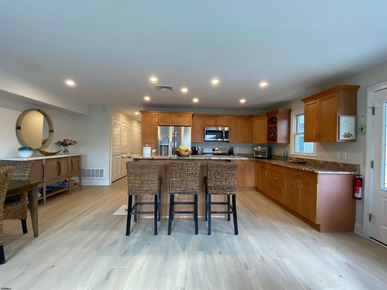 115 N Washington Ave #2 - Photo 7 of 36