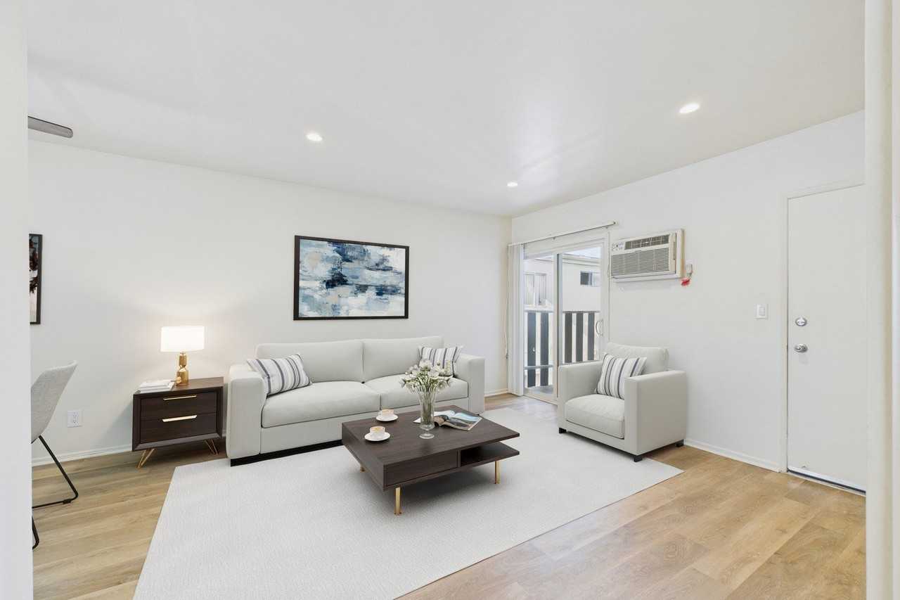 Aqua North - Photo 3 of 50