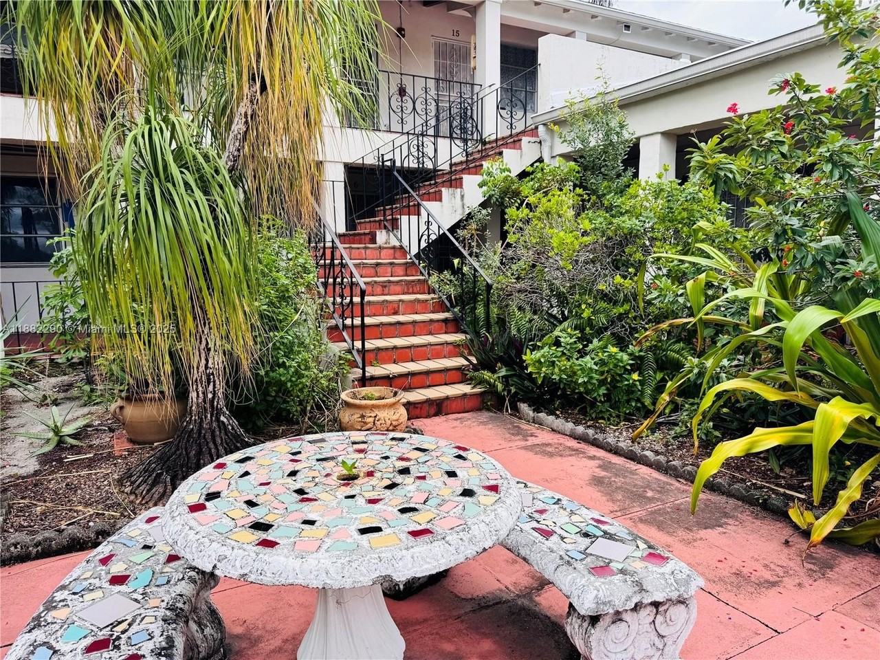 756 N 17th Ave #12 - Photo 3 of 10