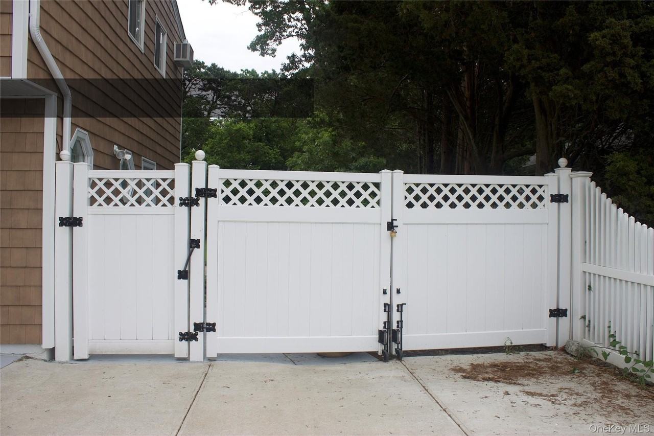 1069 Callahan St - Photo 2 of 15