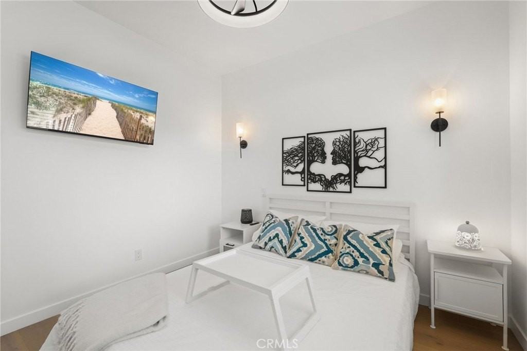 2258 Helios Dr - Photo 7 of 27