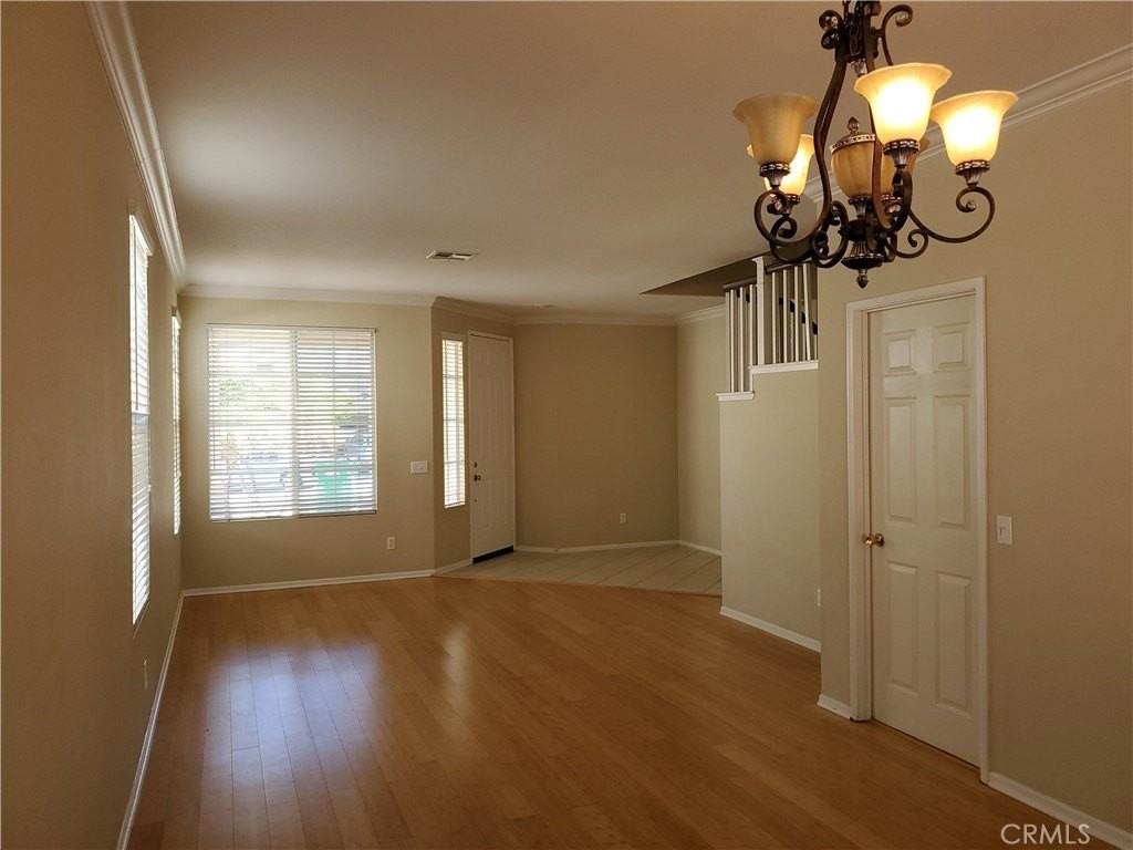 23641 Groveland Place - Photo 4 of 43