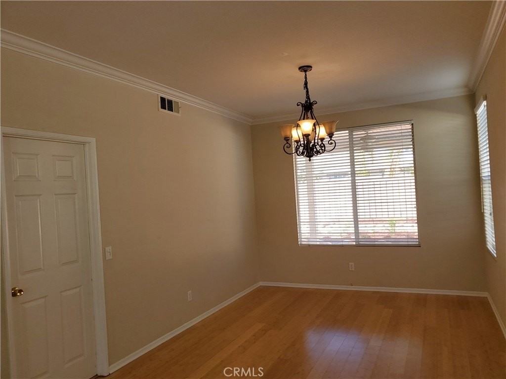 23641 Groveland Place - Photo 6 of 43