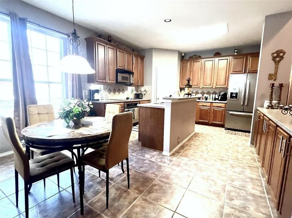 3009 Saint Lynda Dr - Photo 7 of 10