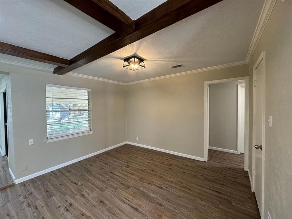 2624 Woodlawn Dr - Photo 5 of 25