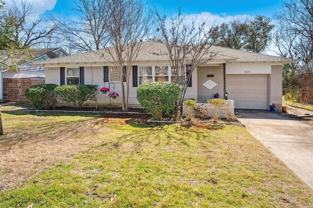 621 Ridgedale Dr - Photo 1 of 1