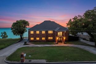 213 Scenic Dr #A - Photo 1 of 1