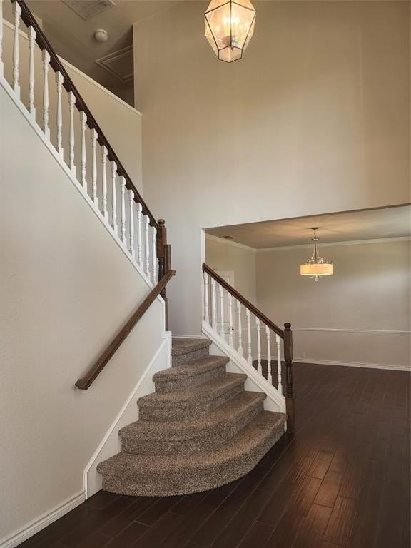 3445 Danbury Ln - Photo 3 of 16