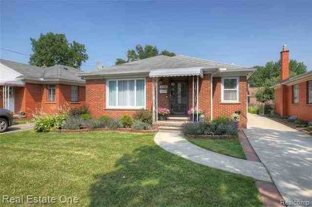 8126 Dale Street - Photo 2 of 50