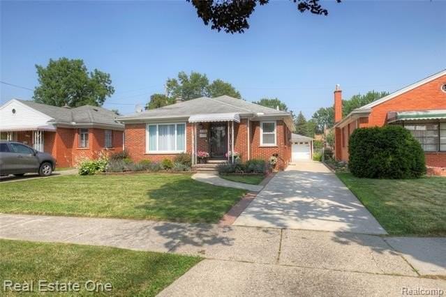 8126 Dale Street - Photo 4 of 50