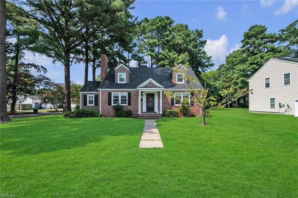 2832 Tait Terrace - Photo 2 of 30