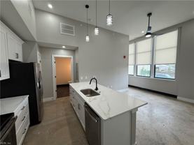 332 34th St #115 - Photo 1 of 1