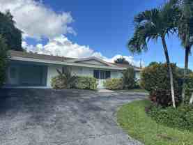 1083 Sw 25th Pl - Photo 1 of 1
