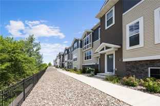 2223 Gateway Curv #A - Photo 1 of 1