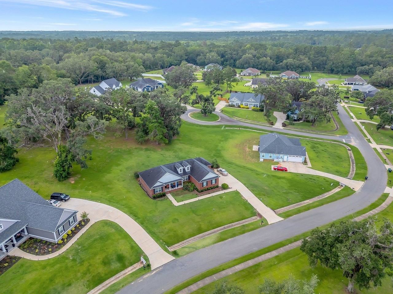 3325 Mariana Oaks Dr - Photo 2 of 28