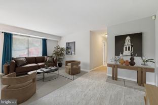6437 Richmond Hwy #203 - Photo 1 of 1