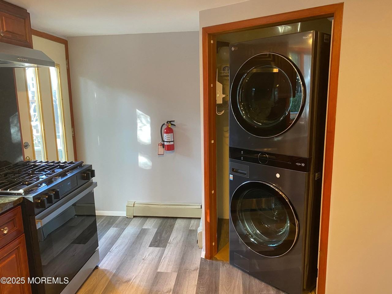 1111 River Ave - Photo 7 of 16