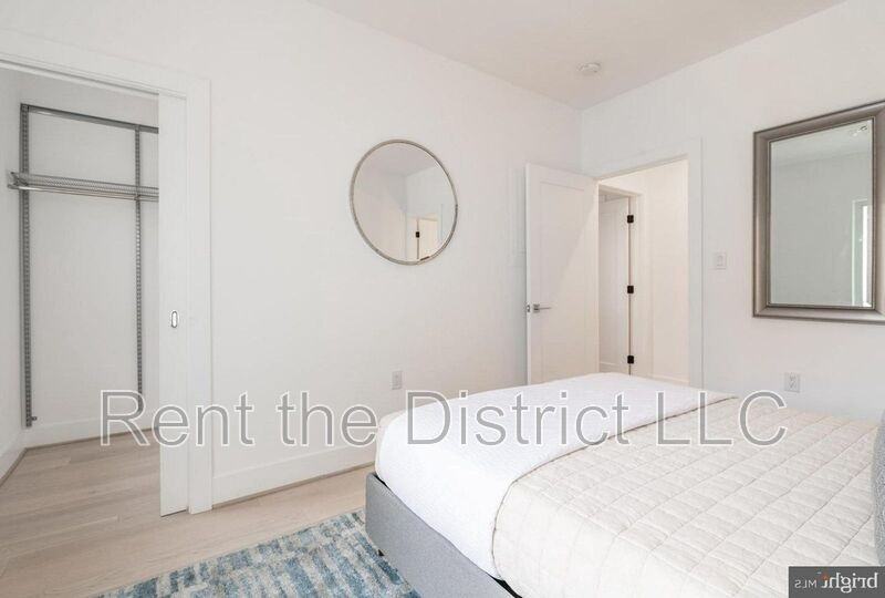 1415 Oak St Nw #201 - Photo 6 of 14