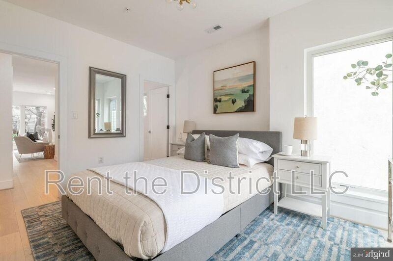 1415 Oak St Nw #201 - Photo 7 of 14