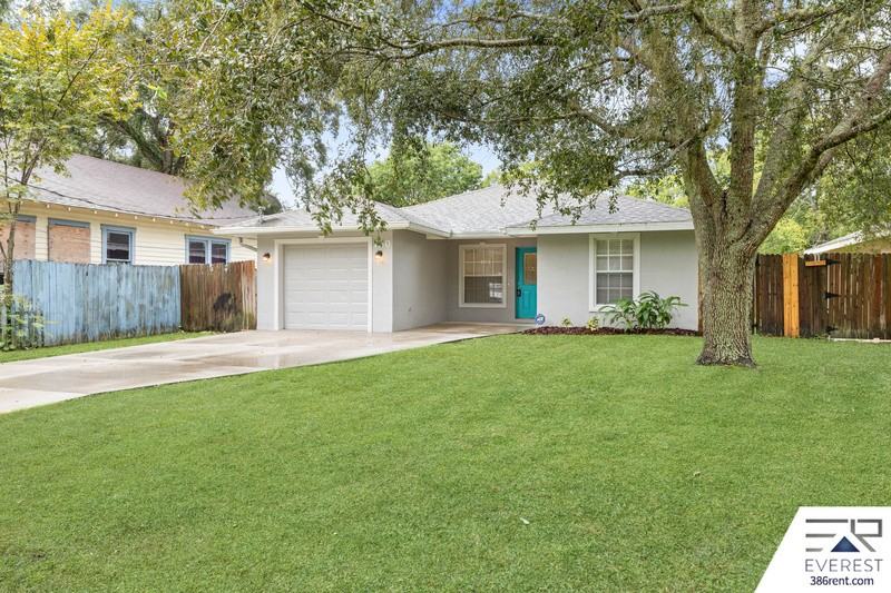 730 Flora Street - Photo 4 of 31