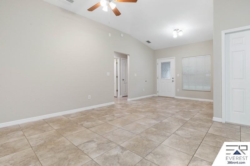 730 Flora Street - Photo 7 of 31