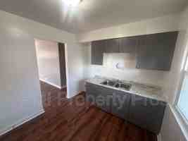 featured image of 5650 N 61st St