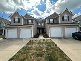 4545 Ne 83rd St - Photo 1 of 1