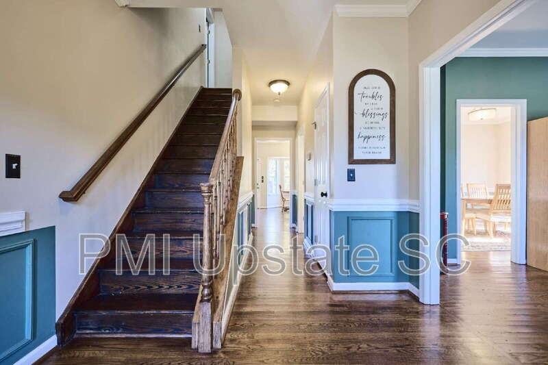 430 Rosehaven Way - Photo 6 of 35