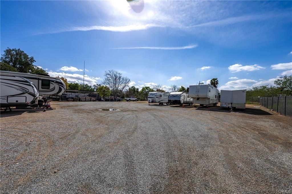 2218 Reservoir Dr - Photo 3 of 18