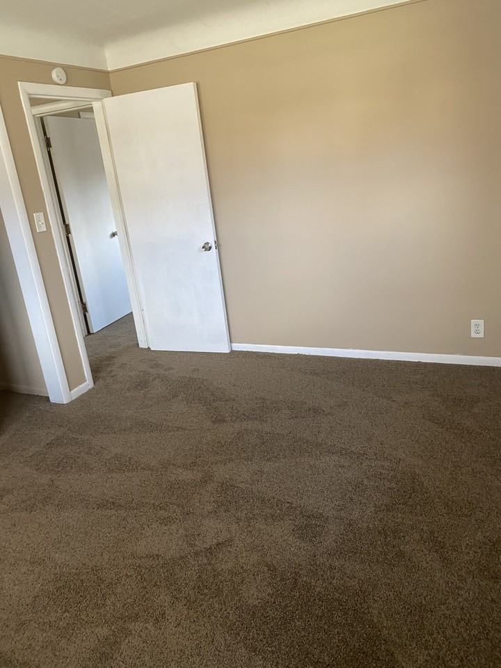 8092 E Lantz St - Photo 3 of 8