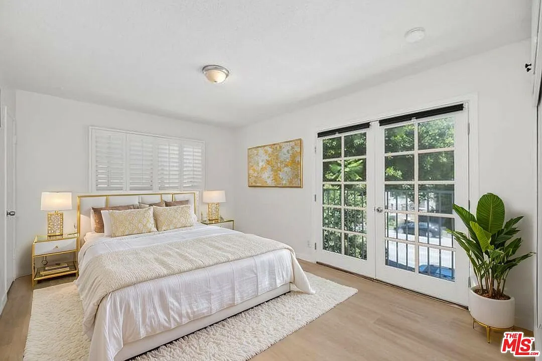 2621 Centinela Ave - Photo 3 of 14