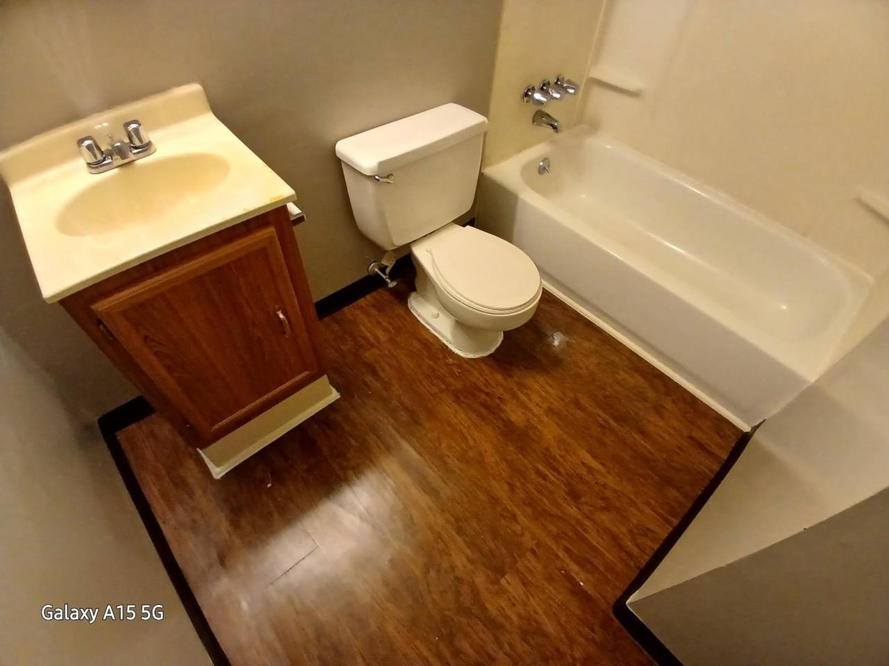 Long Meadow Apartments - Photo 2 of 9