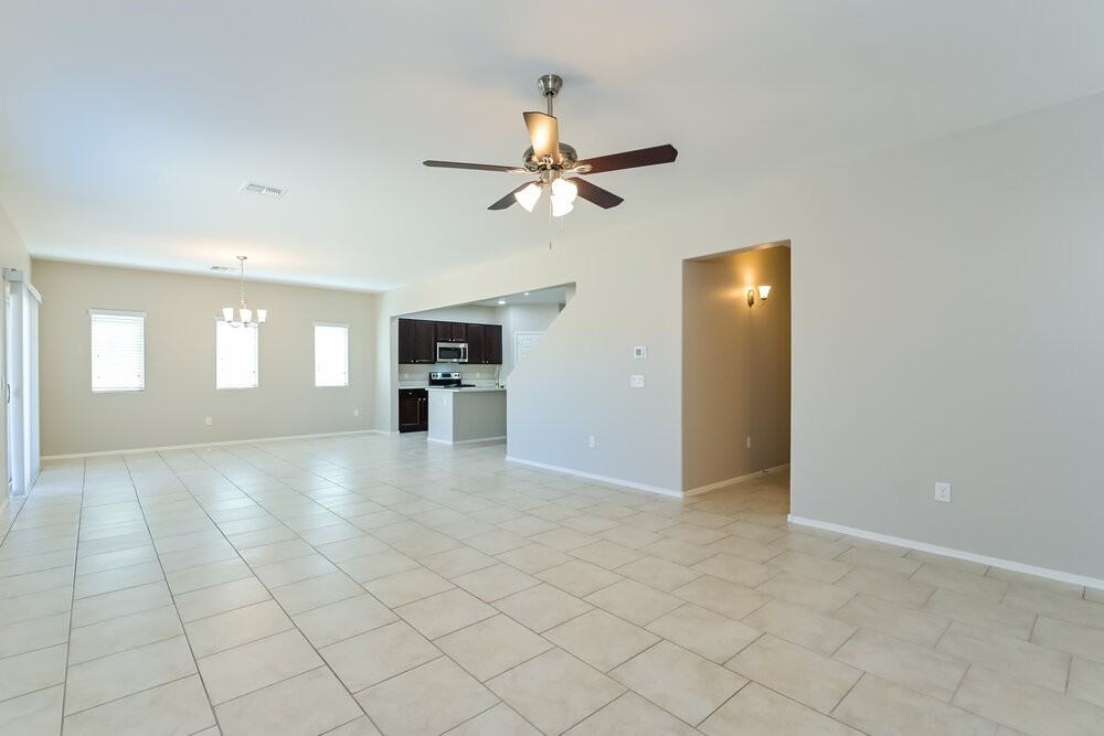 207 E Calle Vivaz - Photo 4 of 17