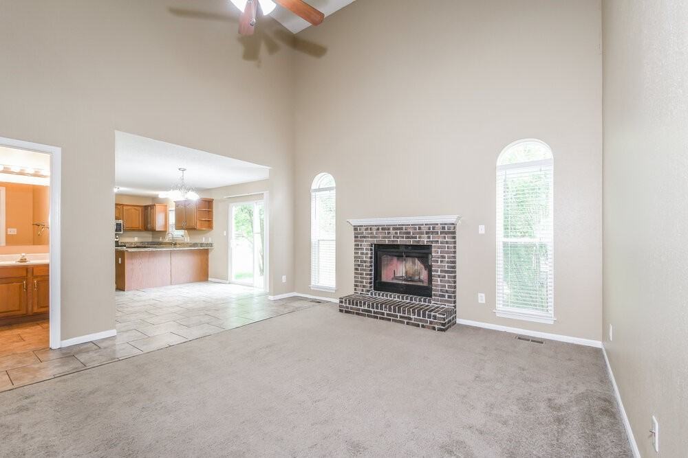 626 Friedberg Dr - Photo 5 of 17