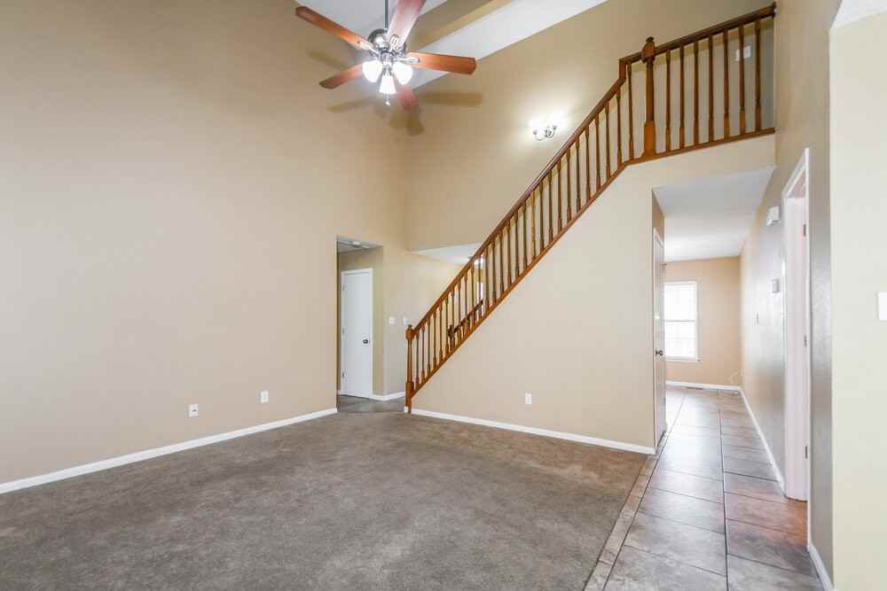 626 Friedberg Dr - Photo 6 of 17