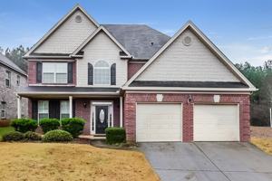 featured image of 149 Hamilton Pointe Dr