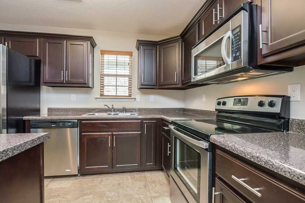7892 Ridgedale Dr - Photo 5 of 14