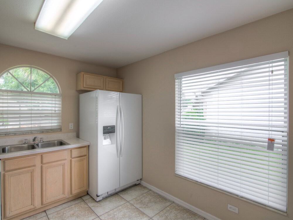 1571 Oak Hill Trl - Photo 5 of 15