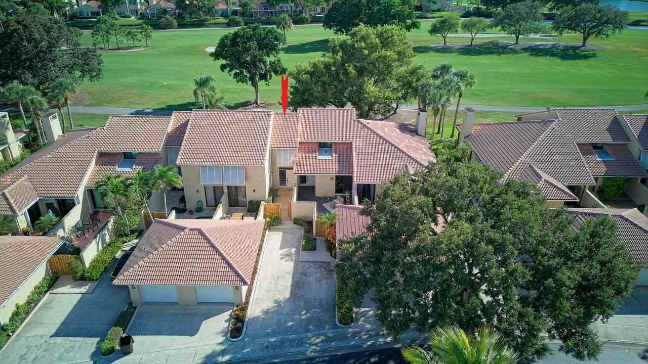 293 Old Meadow Way - Photo 2 of 44