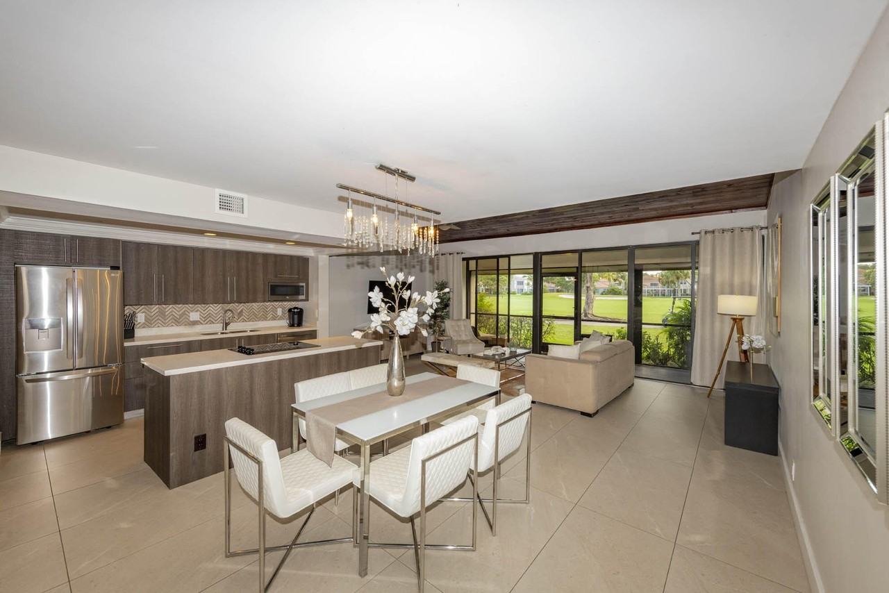 293 Old Meadow Way - Photo 5 of 44